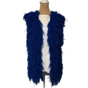 NWT BCBG Maxazria Faux Feather Blue Open Sleeveless Sweater Vest